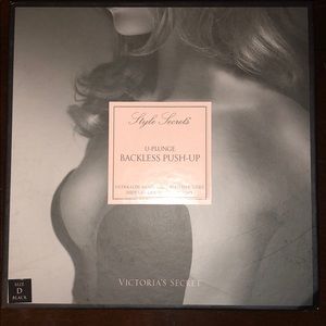 U-Plunge Backless Push-up